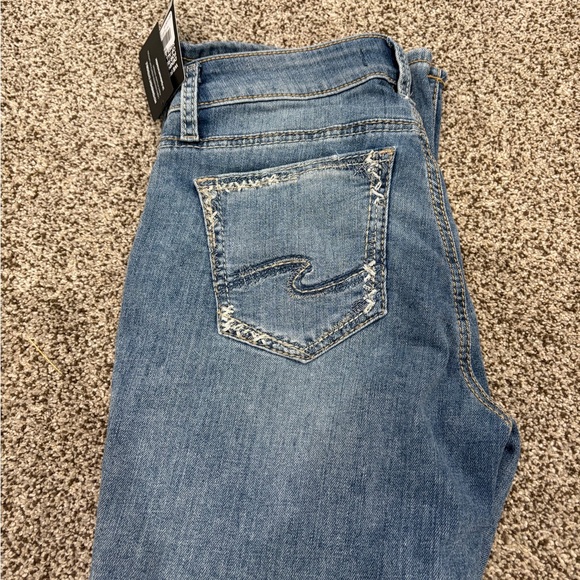 Silvers. - Picture 5 of 5